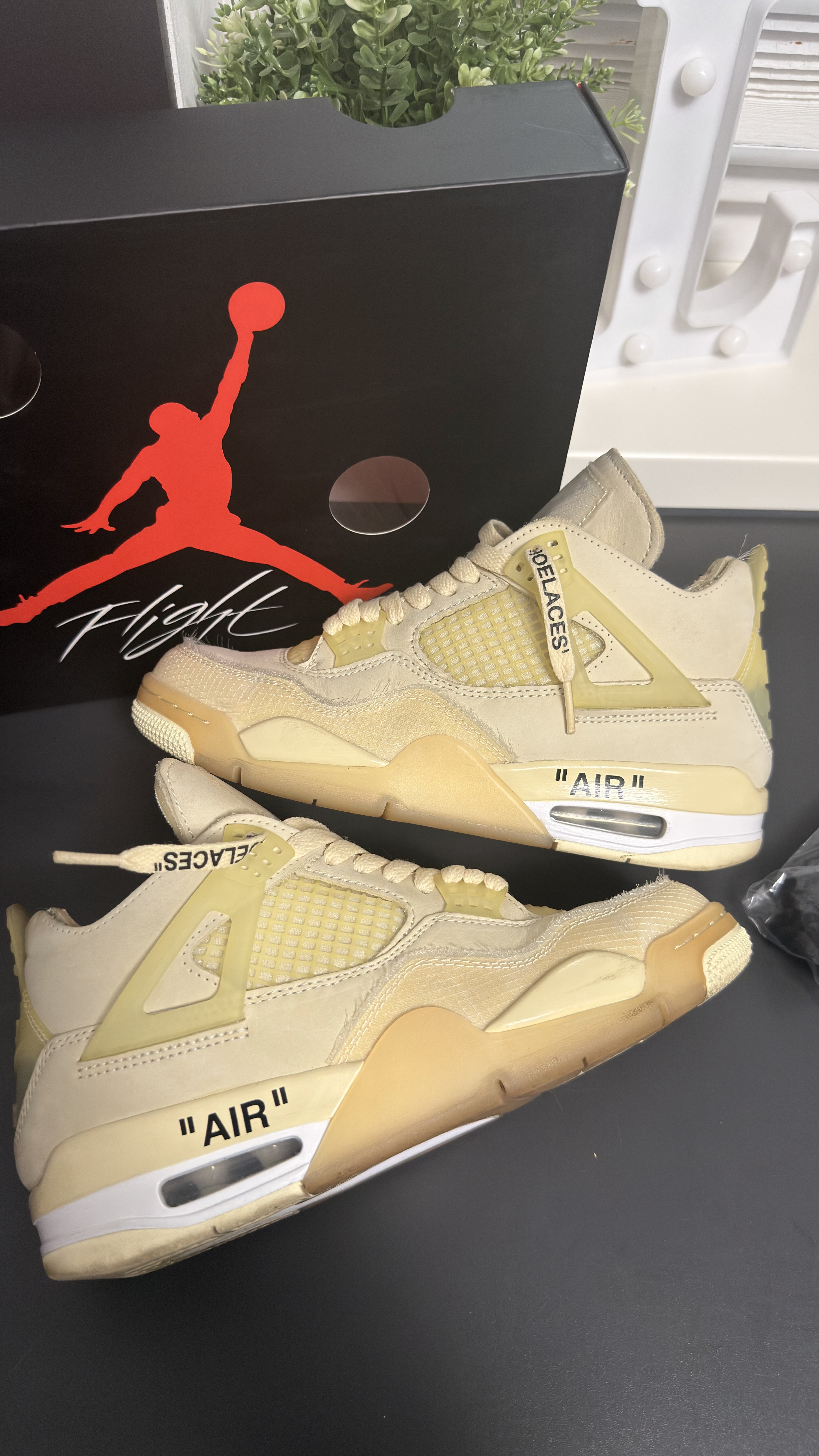 Air Jordan x Off-White 4 WMNS 'Sail' (2020)